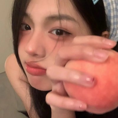 床的另一边